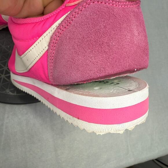 Nike Classic Cortez “Pink Blast” Women’s 9 Nylon Sneakers 749864-610 - Picture 7 of 9